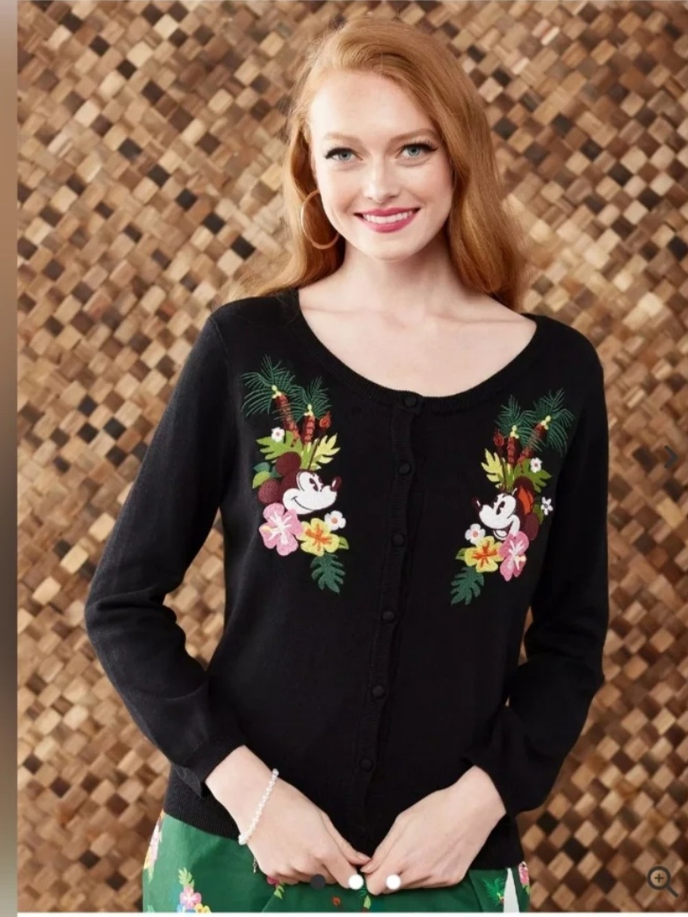 Her Universe Black Tropical Mickey & Minnie Floral Cardigan, Blk, M, EUC 🌺